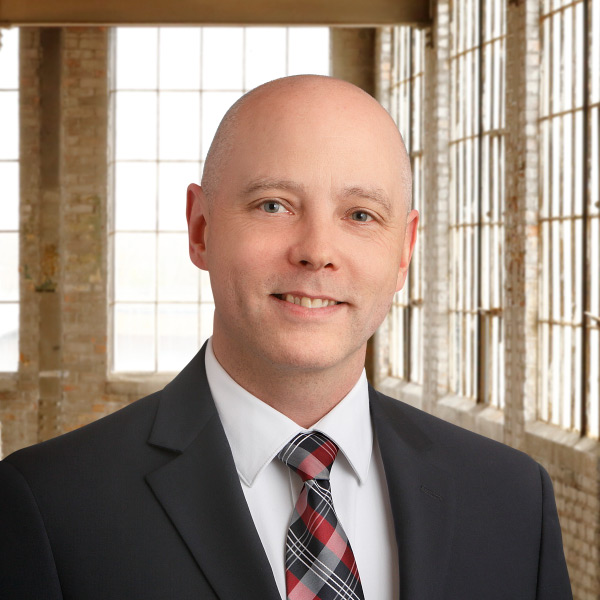 Headshot of Darren Grayson, Financial Advisor at Nicolet Bank.