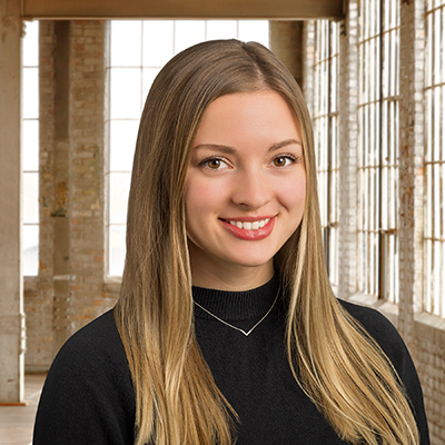 Headshot of Alexis McCarthy, Associate Financial Advisor